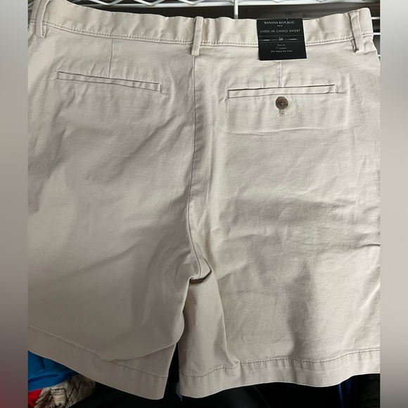 Banana Republic Lived in Chino 7” short New with tags. Men's Green Casual Shorts - Picture 5 of 5